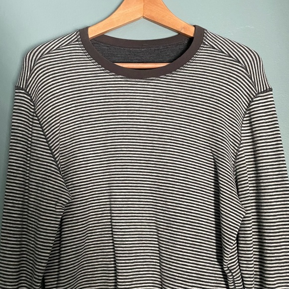 lululemon Organic Cotton Reversible Binary Long Sleeve Crew Shirt - Picture 9 of 13